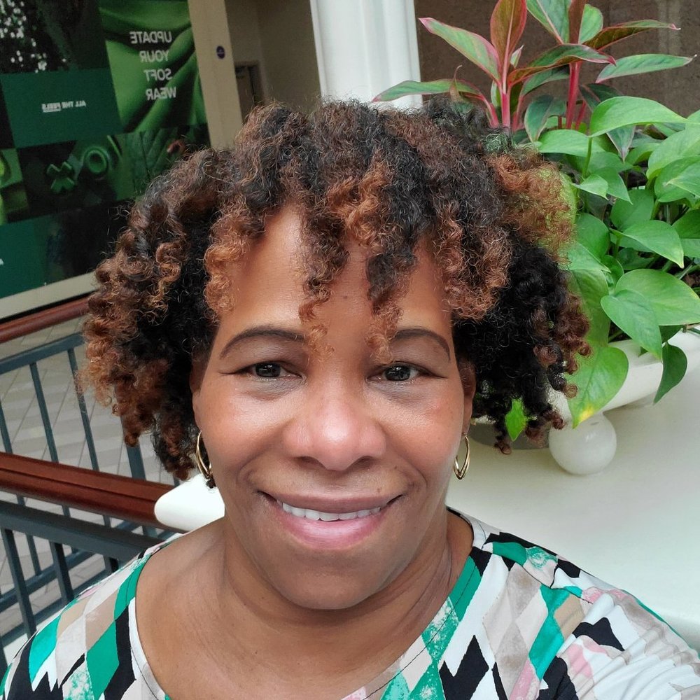 Meet your Posher, Brenda